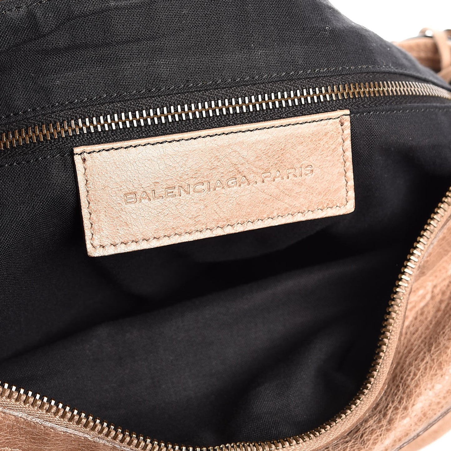 Agneau Classic Hardware Day Hobo Seigle