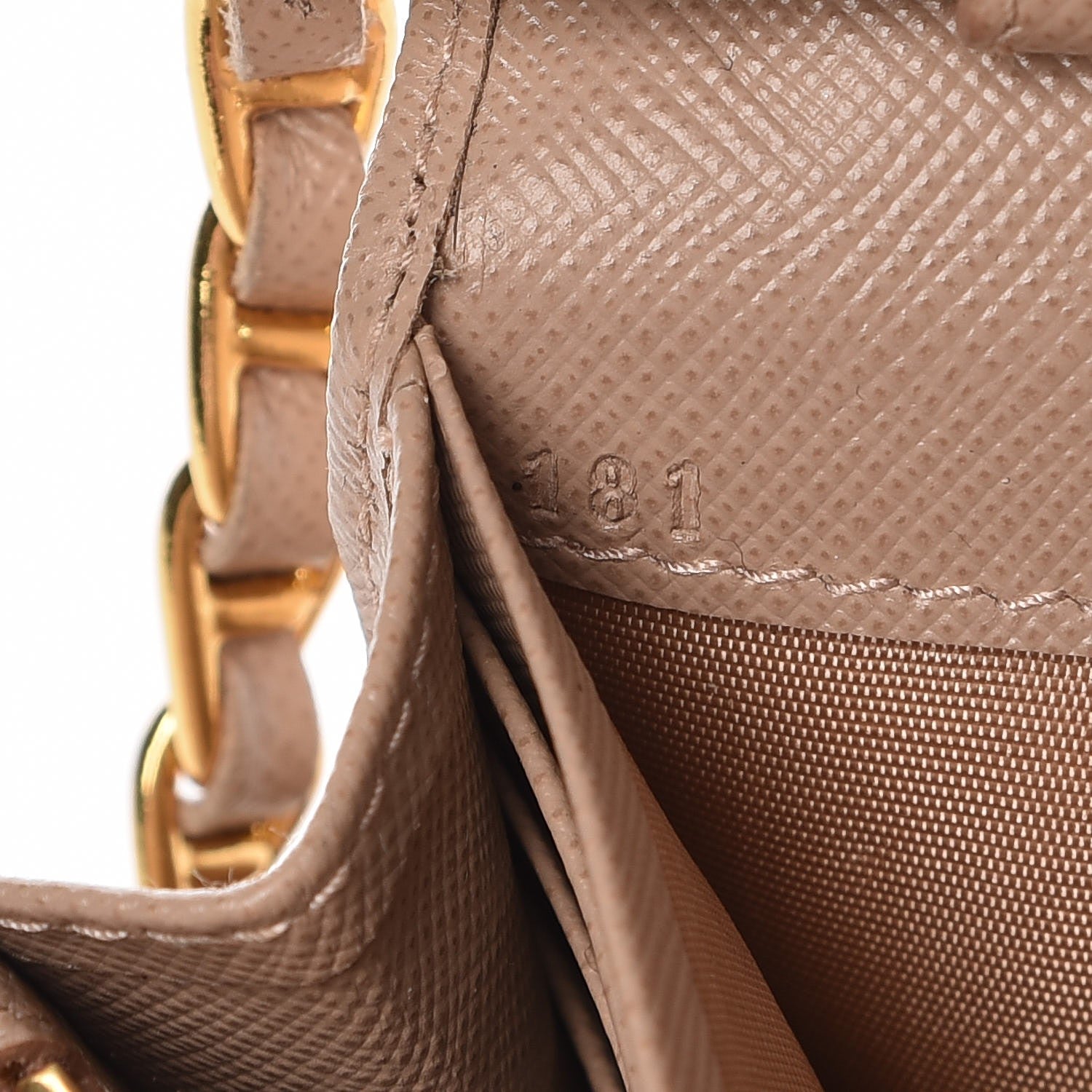 Prada Saffiano Metal Oro Chain Wallet Cammeo 8 of 11