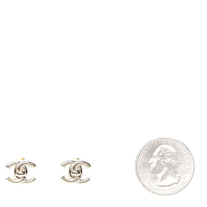 Chanel Metal CC Turnlock Earrings Gold 2 of 5