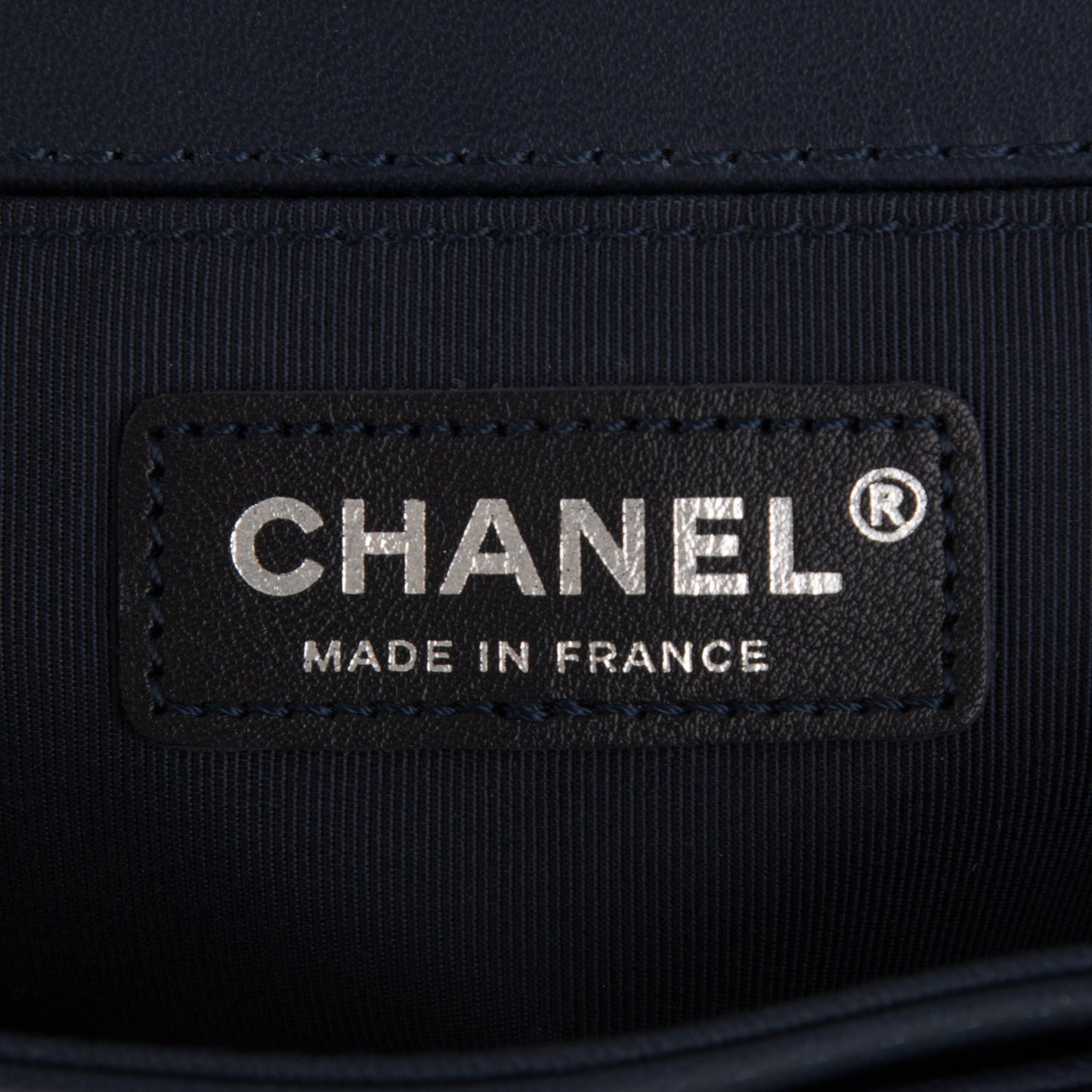 Lambskin Denim Tweed Medium Enchained Boy Flap Navy Blue