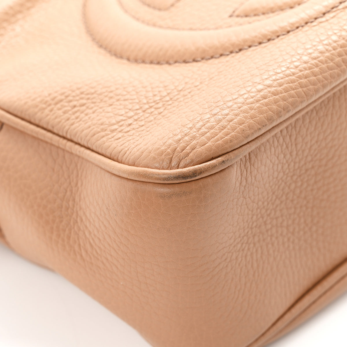 Gucci Pebbled Calfskin Small Soho Disco Bag Camelia 10 of 10