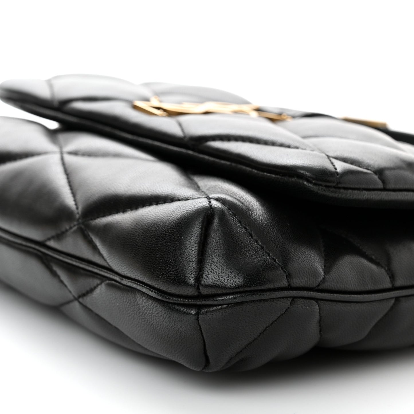 Lambskin Quilted Le 57 Diamond Shoulder Bag Black