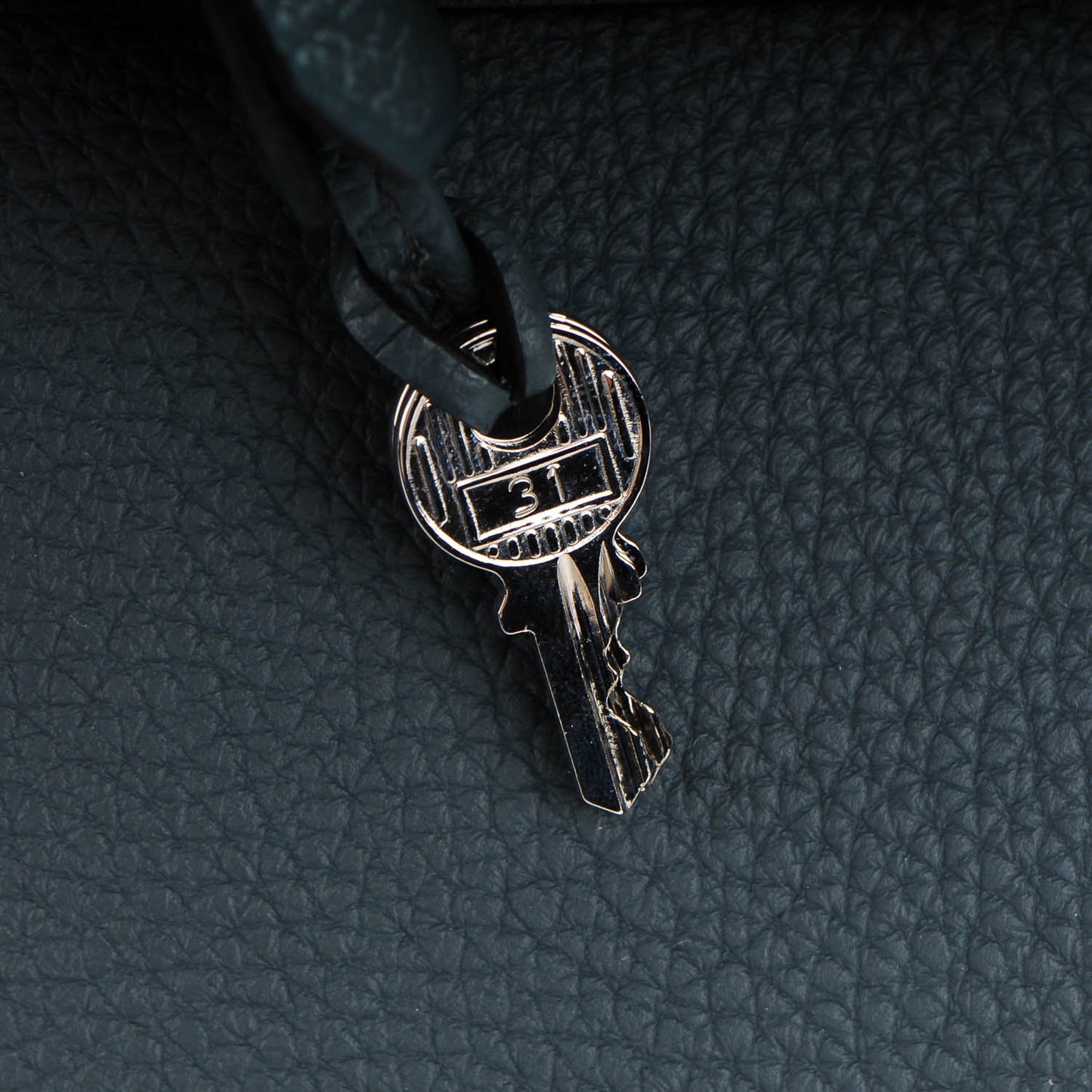 Taurillon Clemence Birkin 30 Bleu Orage