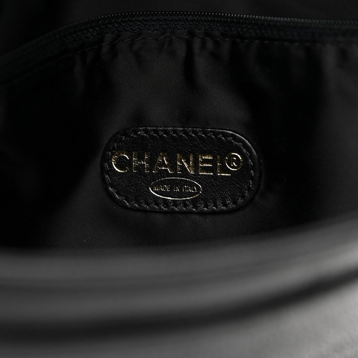 Caviar Embroidered Logo Shoulder Bag Black