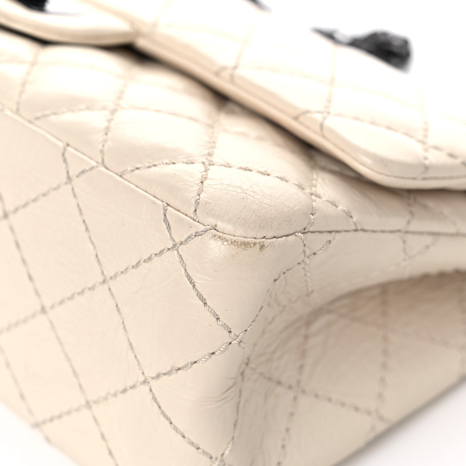 Chanel Aged Calfskin Quilted 2.55 Reissue 225 Flap White 9 of 22
