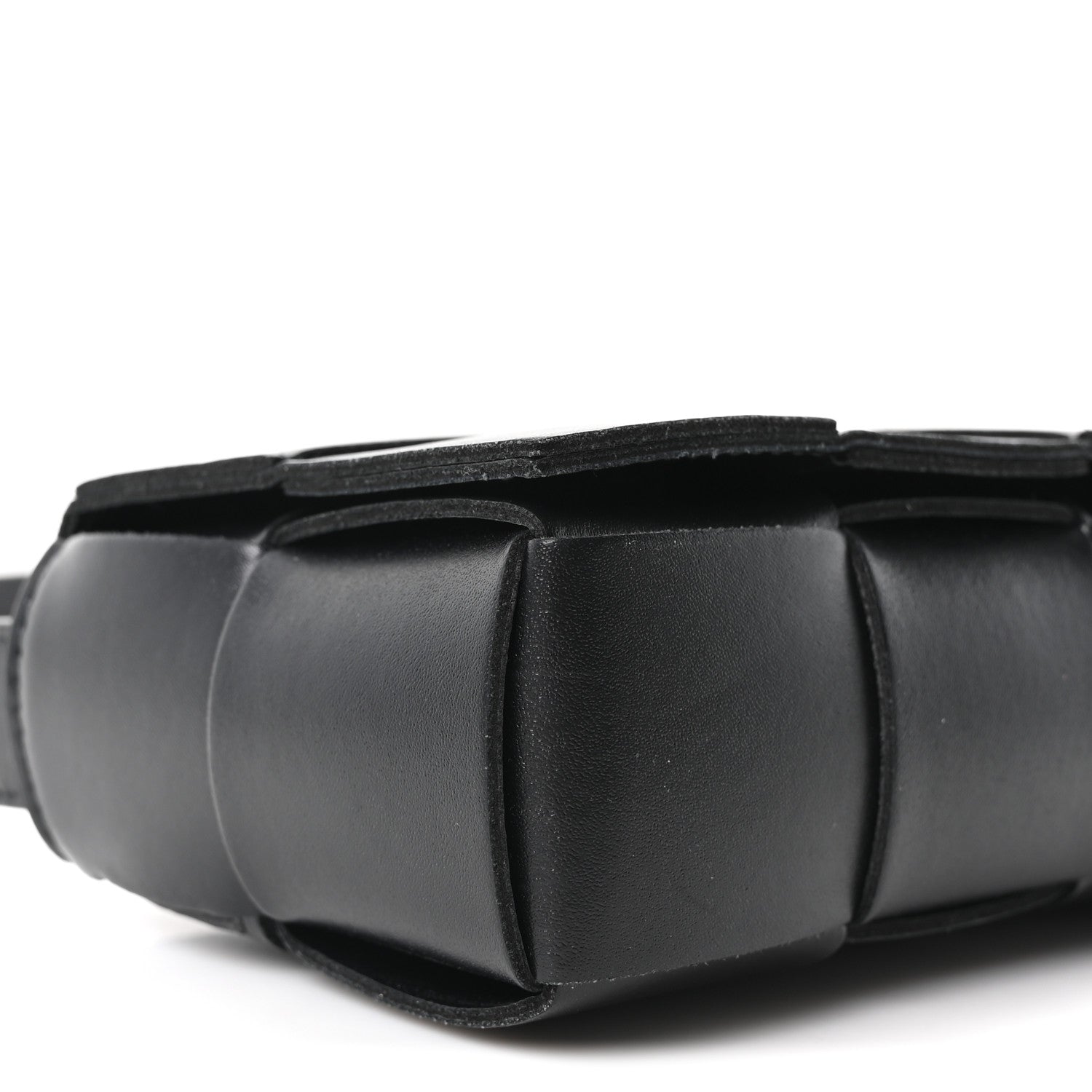 Bottega Veneta Nappa Maxi Intreccio The Belt Cassette Bag Black 8 of 9