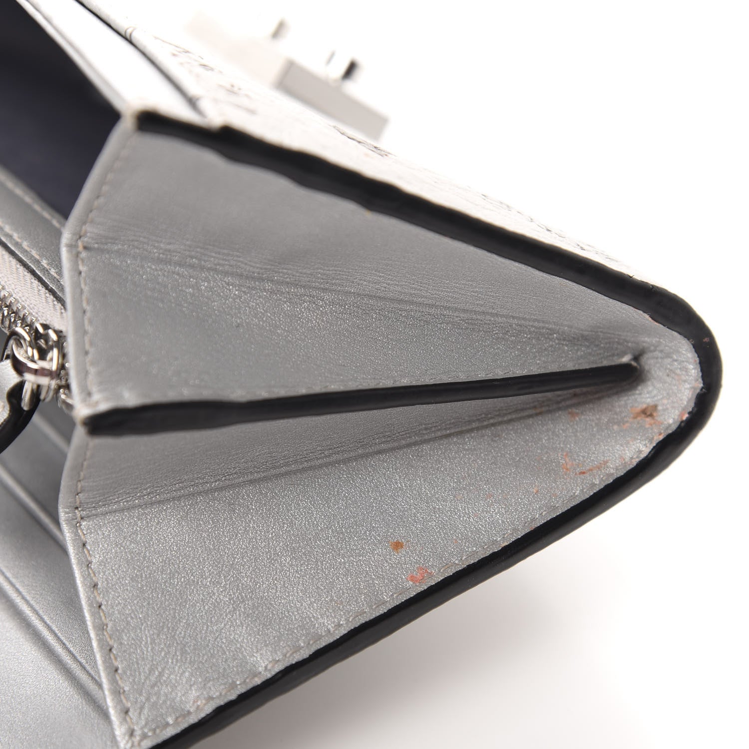 MCM Metallic Visetos Patricia Wallet On Chain Silver 10 of 12