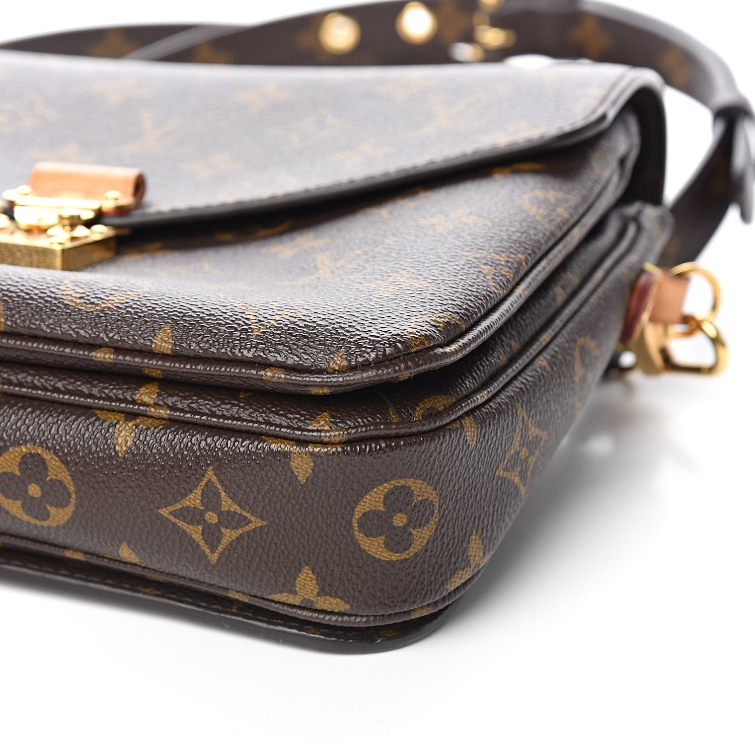 Louis Vuitton Monogram Pochette Metis 9 of 10