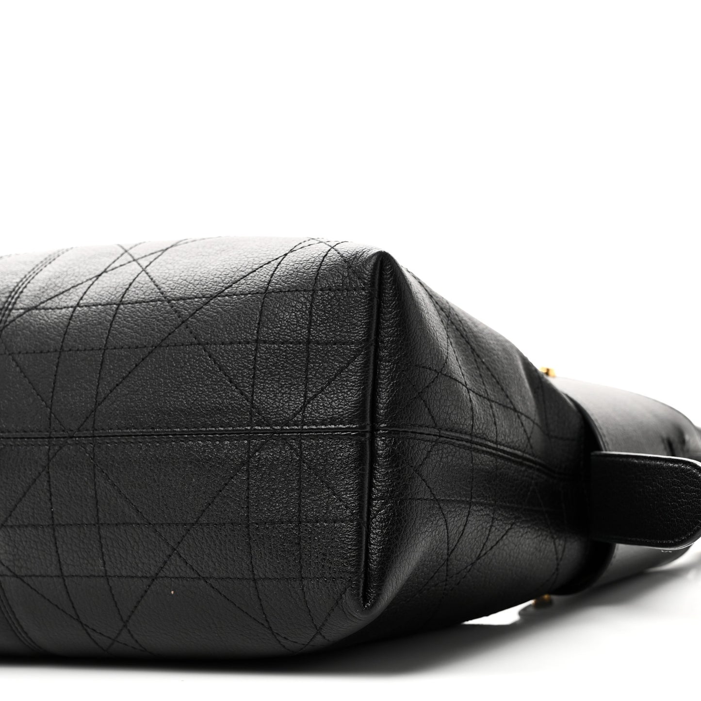 Grained Calfskin Flat Macrocannage Medium Voyage Bag Black