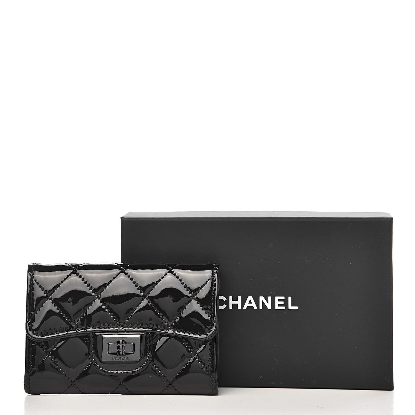 Patent Quilted Reissue Flap Card Holder So Black