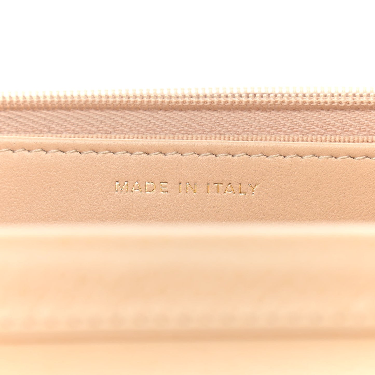 Caviar Quilted Wallet On Chain WOC Beige