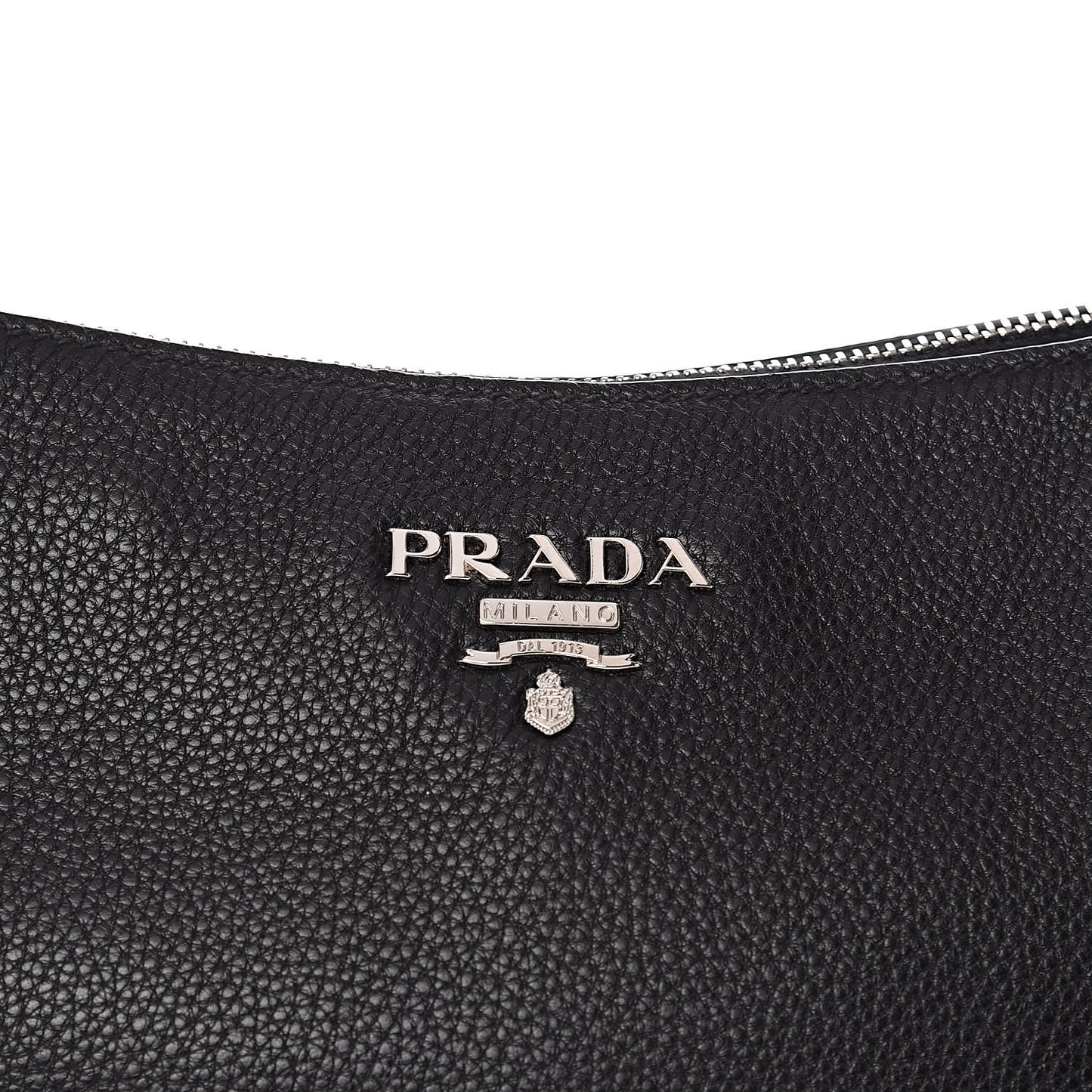Vitello Daino Shoulder Bag Black
