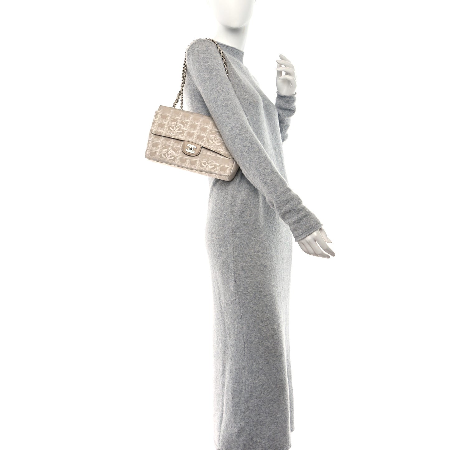 Nylon Medium Travel Flap Light Beige