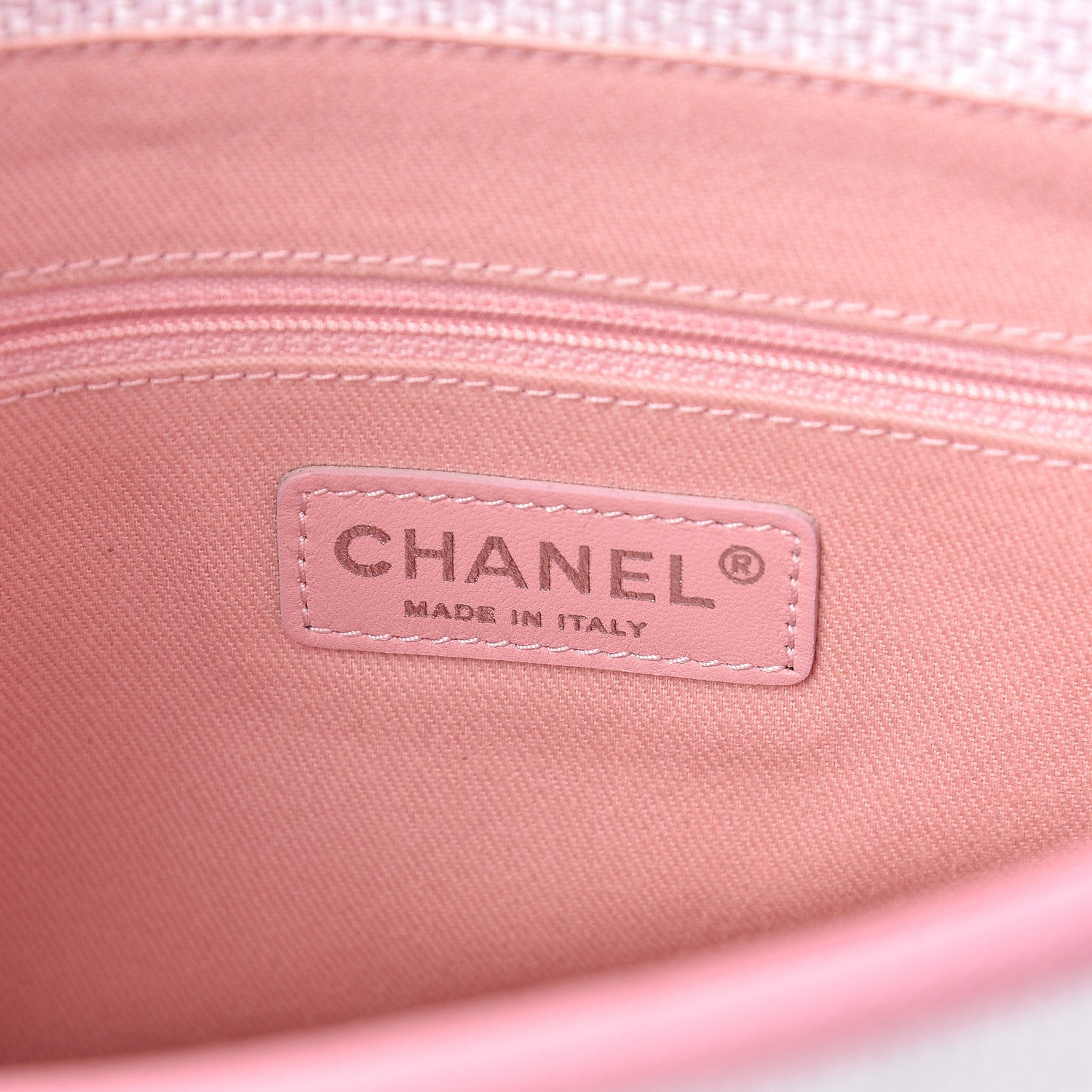 Chanel Woven Straw Raffia Small Deauville Messenger Pink 5 of 11