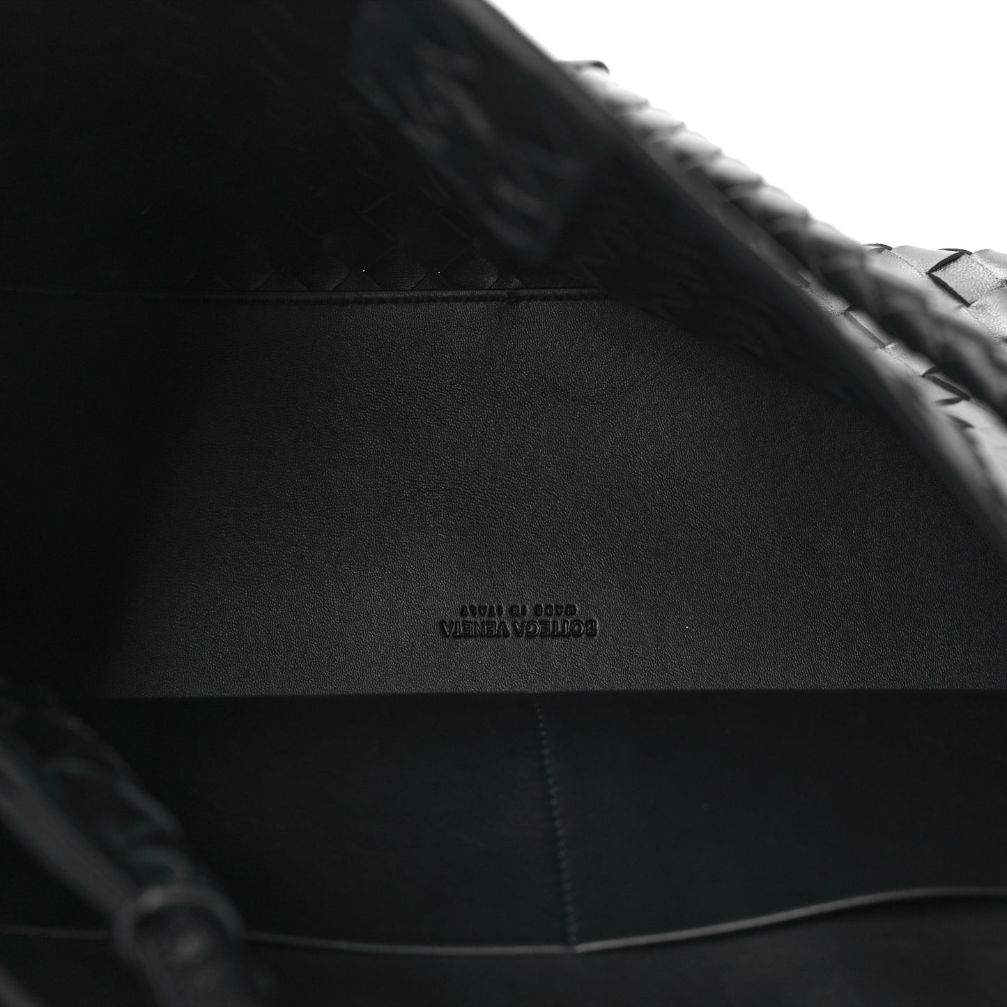 Nappa Intrecciato Large Andiamo Shoulder Bag Black