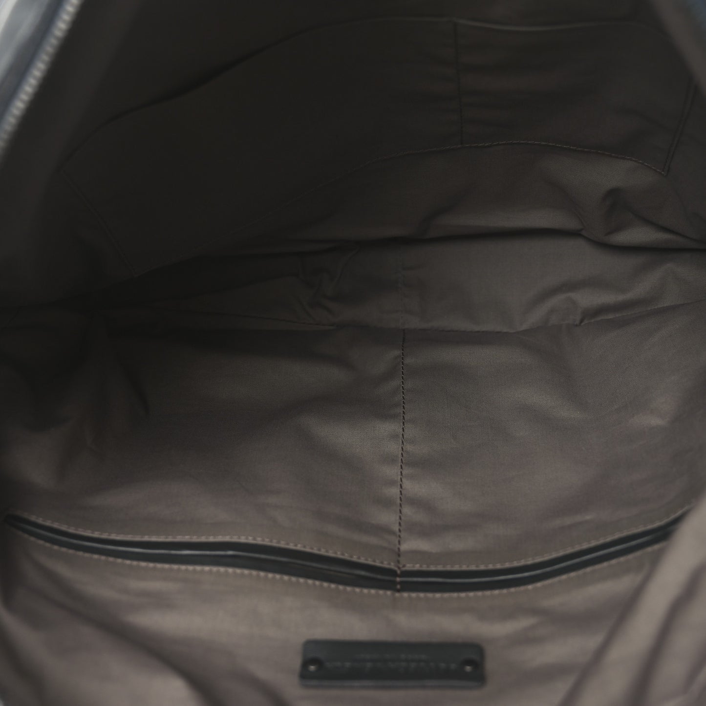 Nappa Intrecciato Briefcase Gradient Black