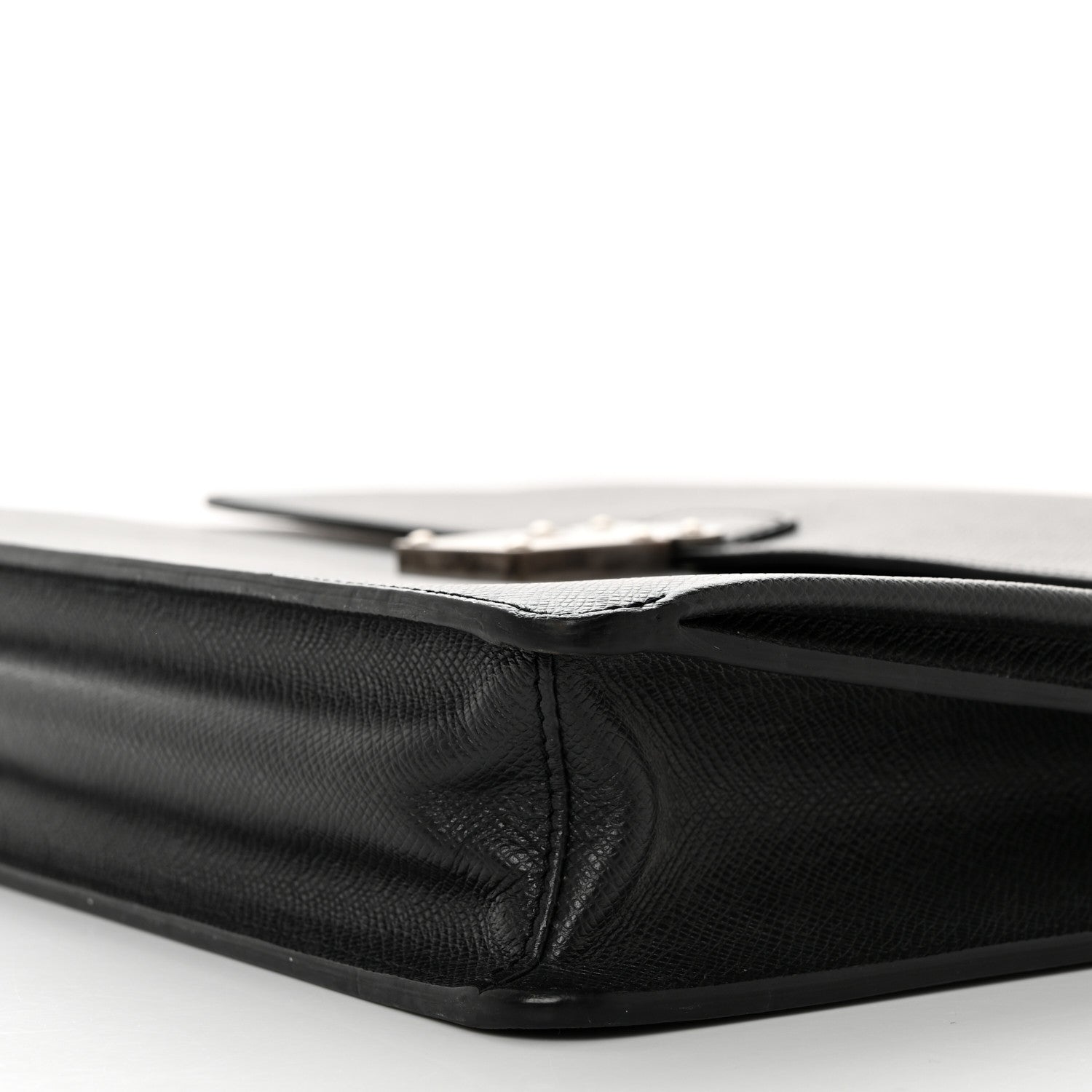 Louis Vuitton Taiga Neo Robusto 2 Compartment Briefcase Black 8 of 14