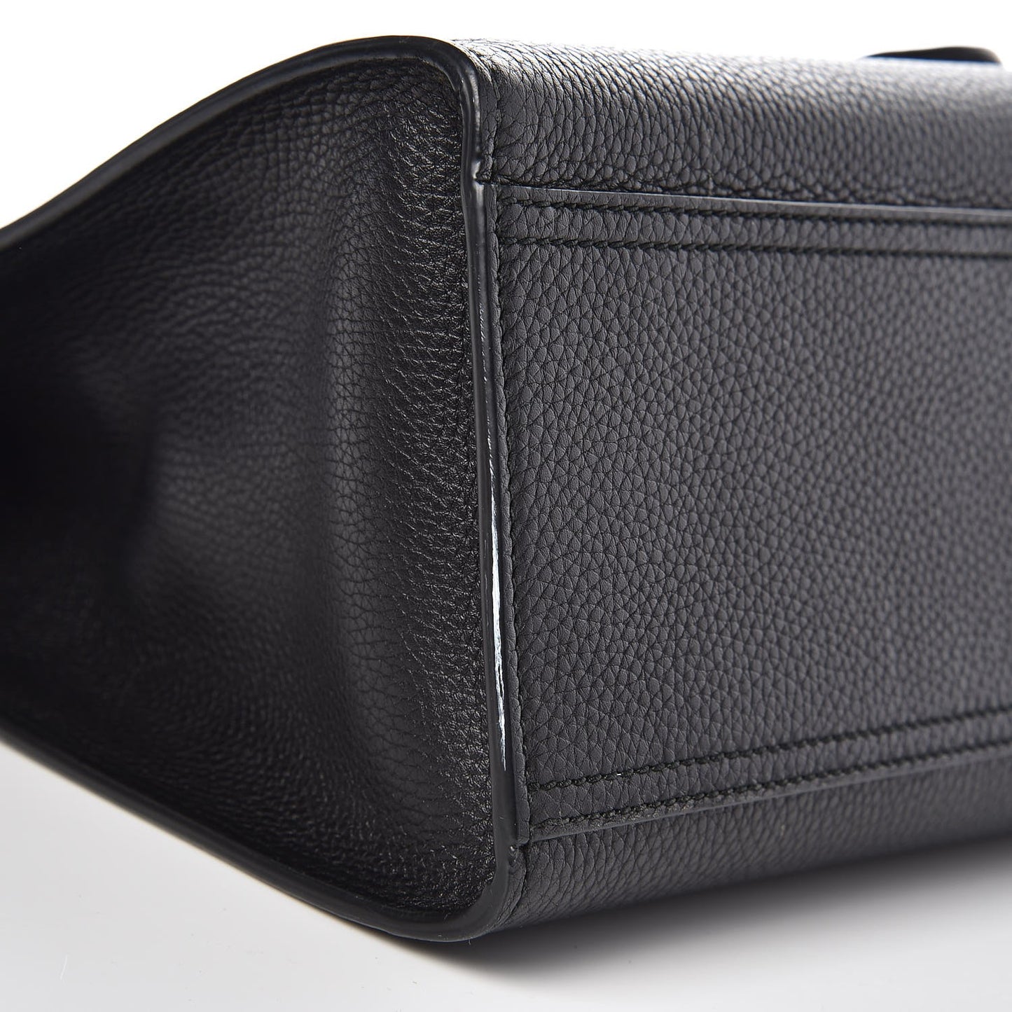 Calfskin Feline Medium GG Marmont Top Handle Bag Black