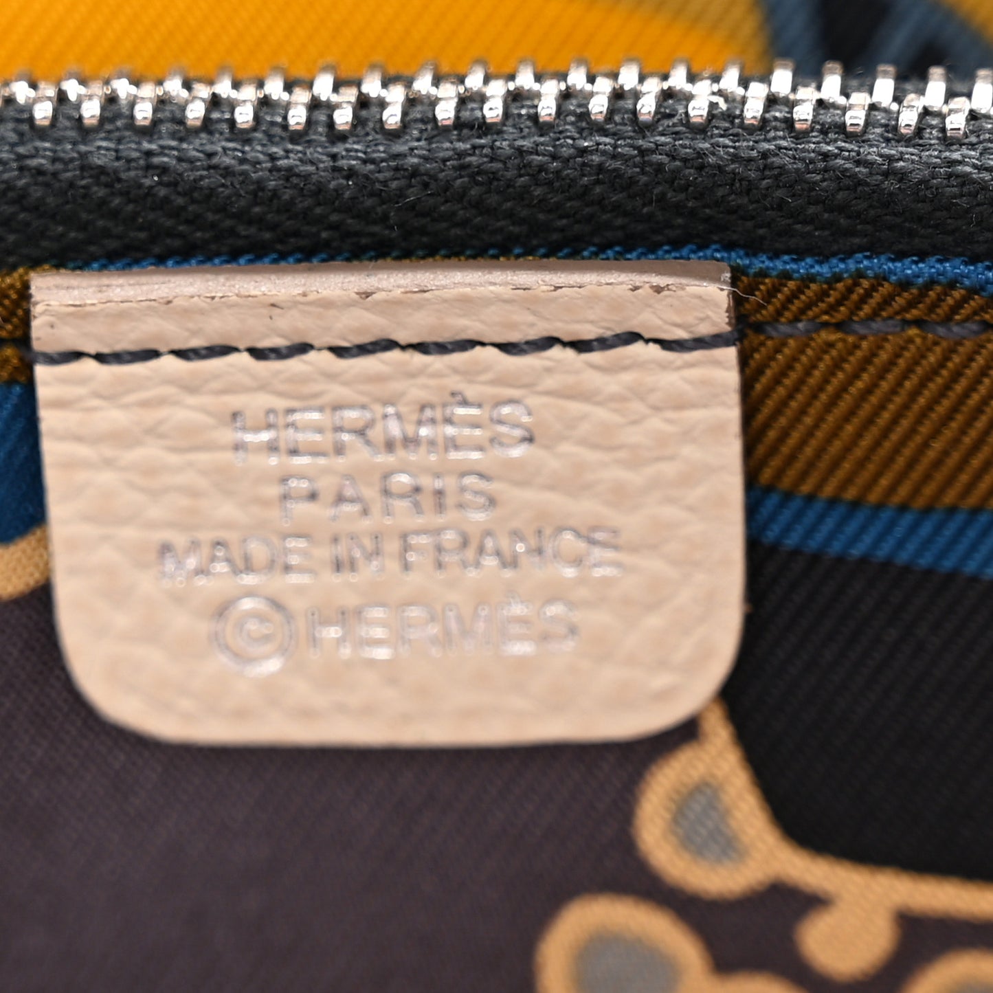 Epsom Silk'In Compact Wallet Craie Caban Jaune Ambre