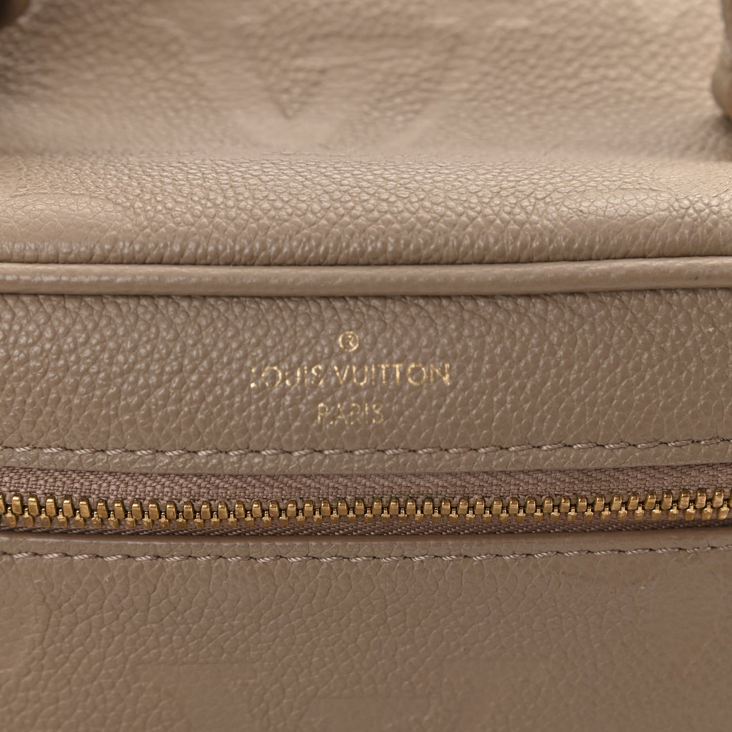 Empreinte Monogram Giant Vanity PM Tourterelle