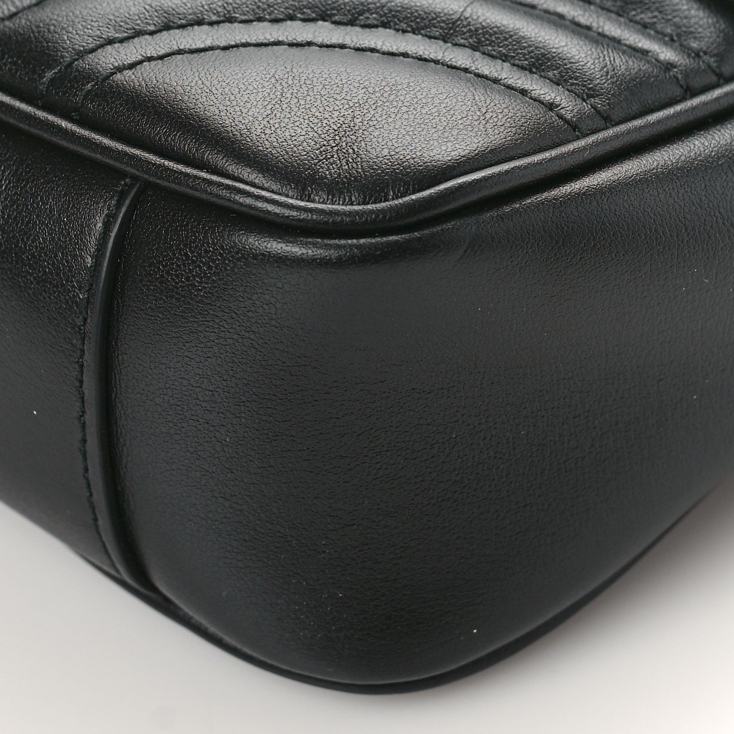 Calfskin Matelasse Mini GG Marmont Shoulder Bag Black
