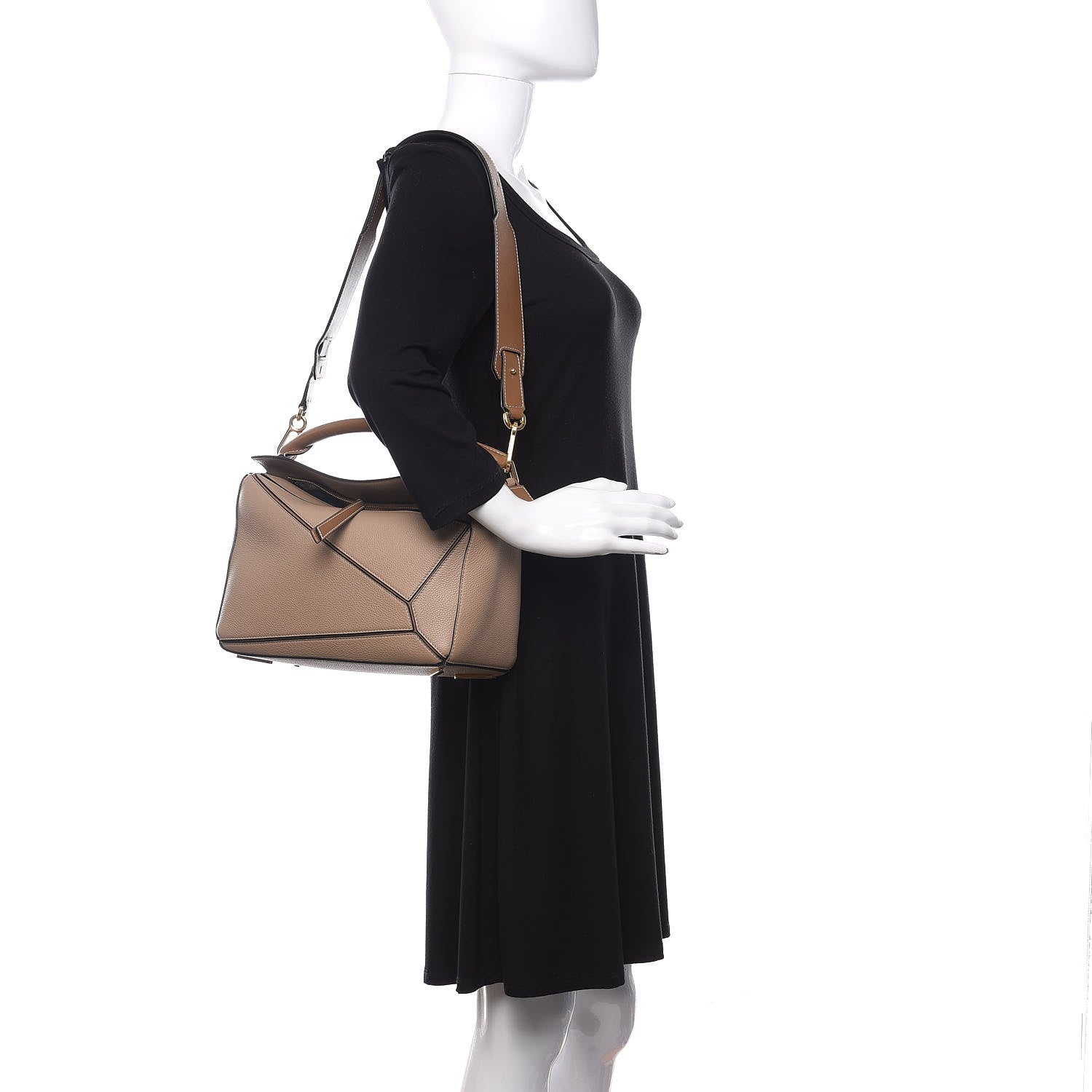 Loewe Calfskin Medium Puzzle Bag Sand Mink 2 of 9
