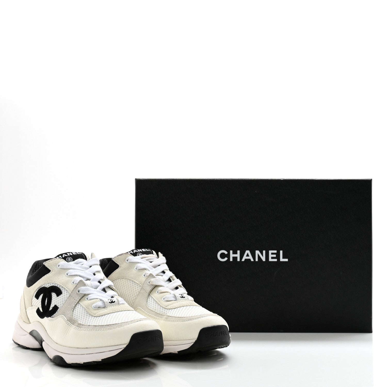Chanel Mesh Suede Calfskin Grained Calfskin Womens CC Sneakers 39 White Black 11 of 11