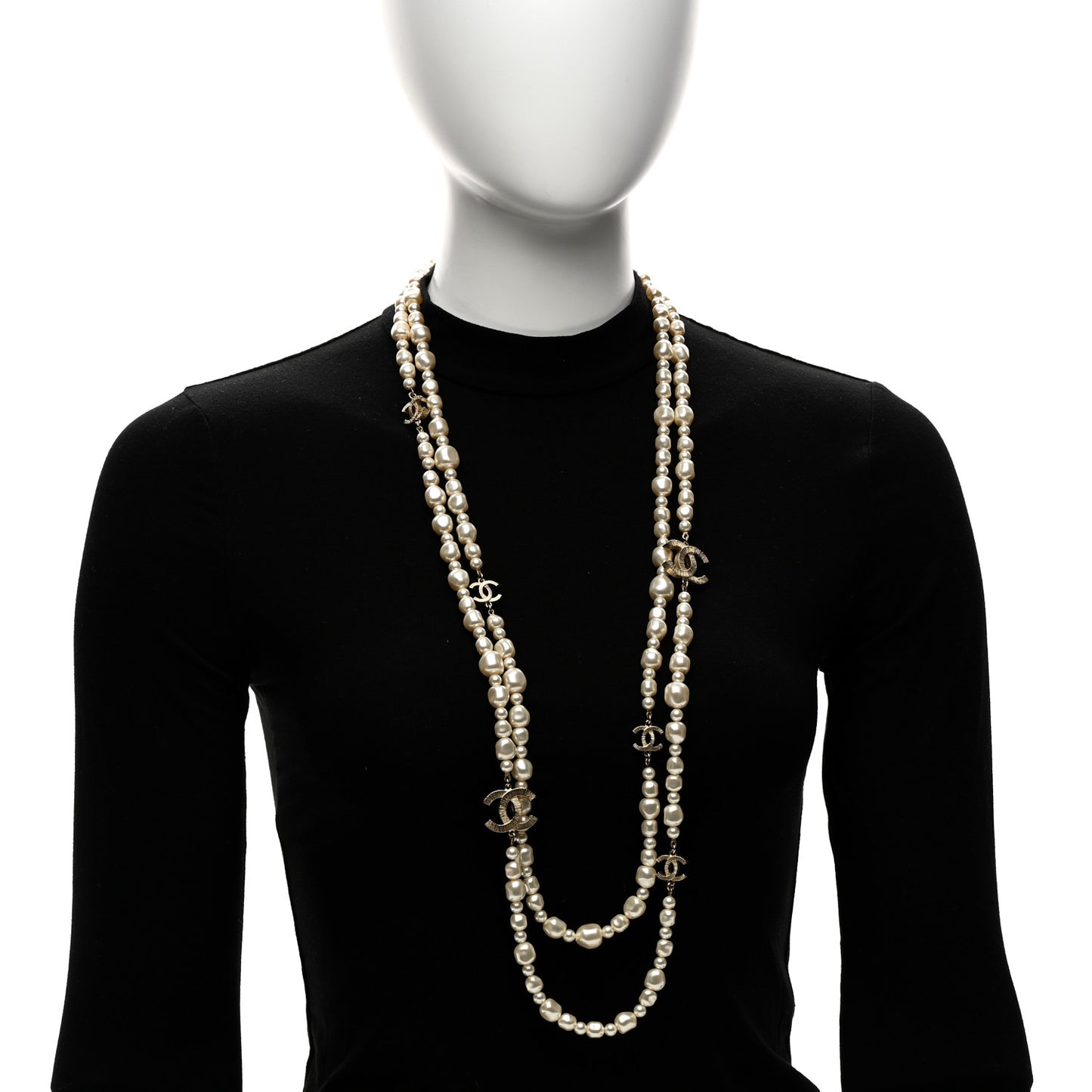 Graduated Pearl CC Long Necklace Gold