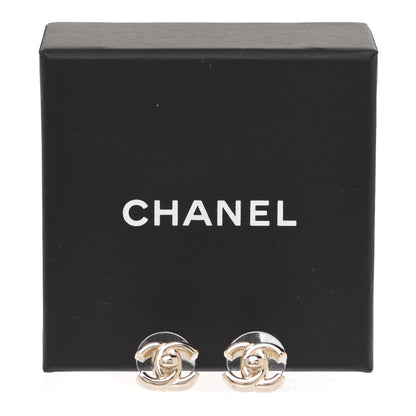 Chanel Metal CC Turnlock Earrings Gold 5 of 5