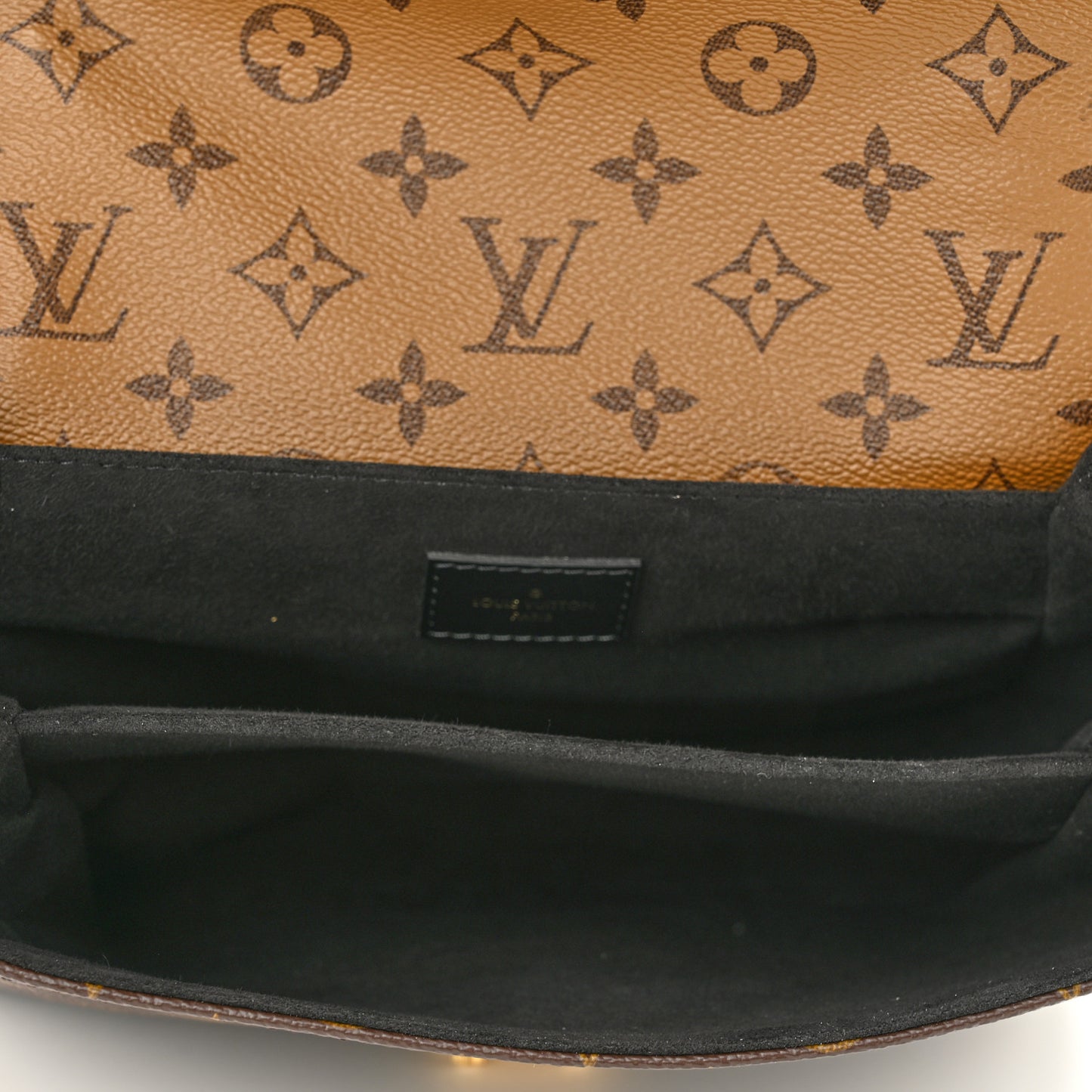 Reverse Monogram Pochette Metis