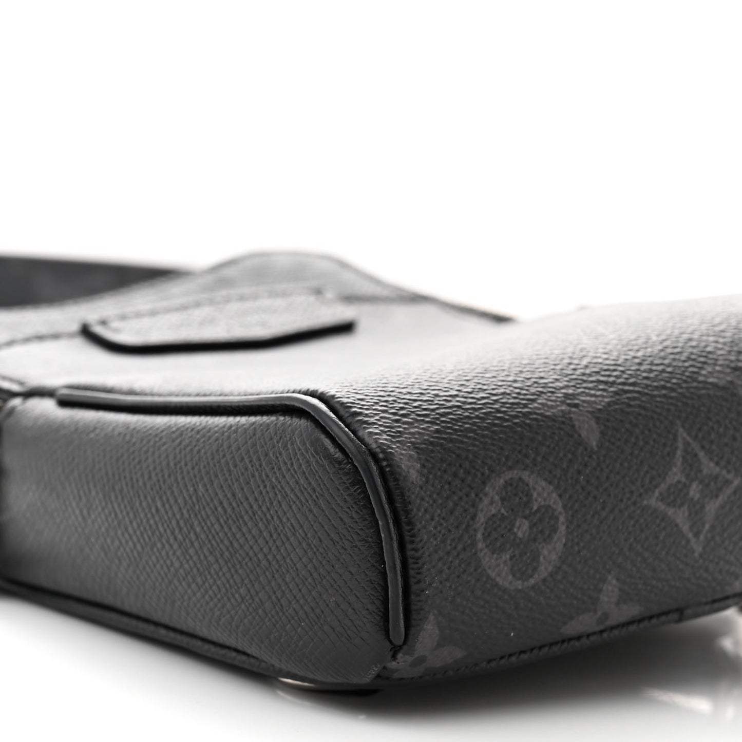 Taigarama Outdoor Slingbag Black