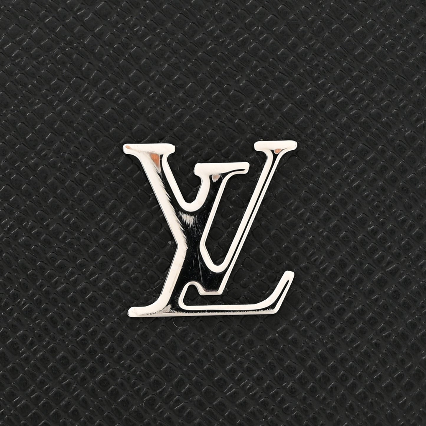 Taiga Pochette Voyage MM Black