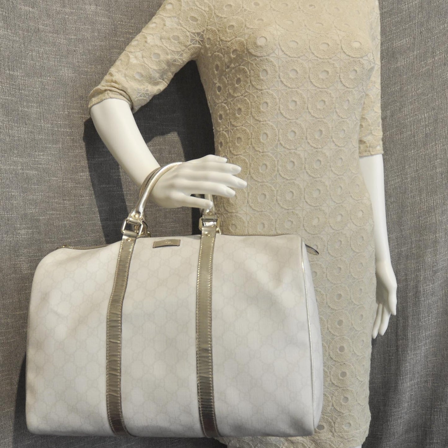 Monogram Large Joy Boston White