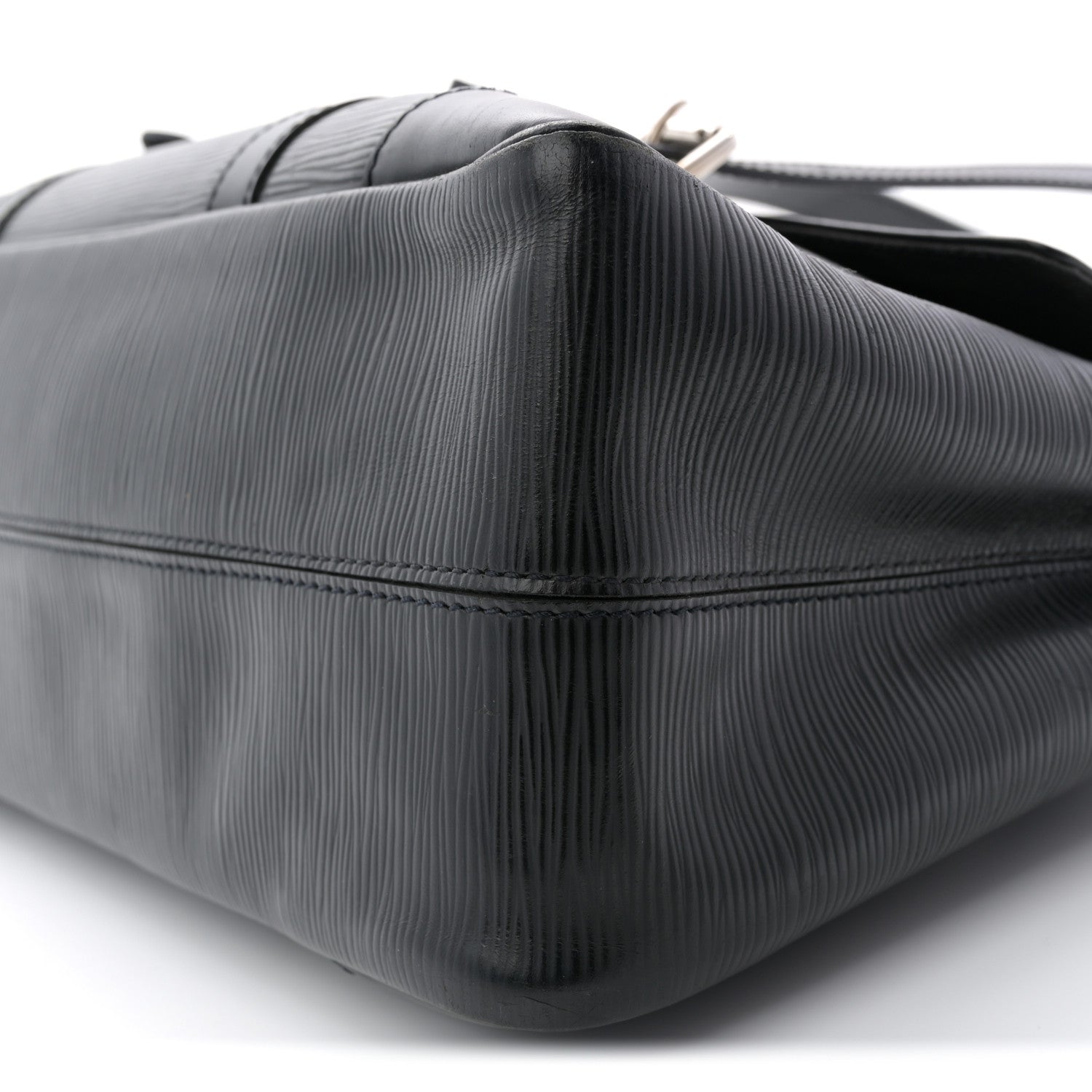 Louis Vuitton Epi Segur MM Black 18 of 27