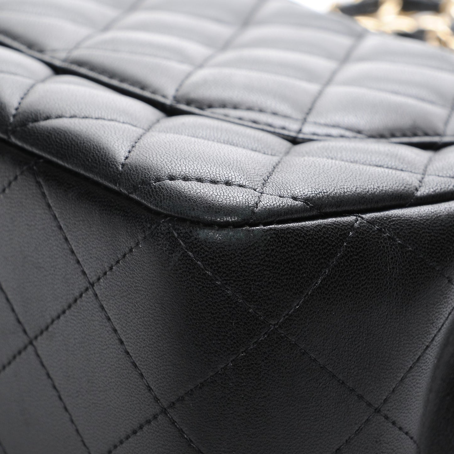 Lambskin Quilted Jumbo Single Flap Black