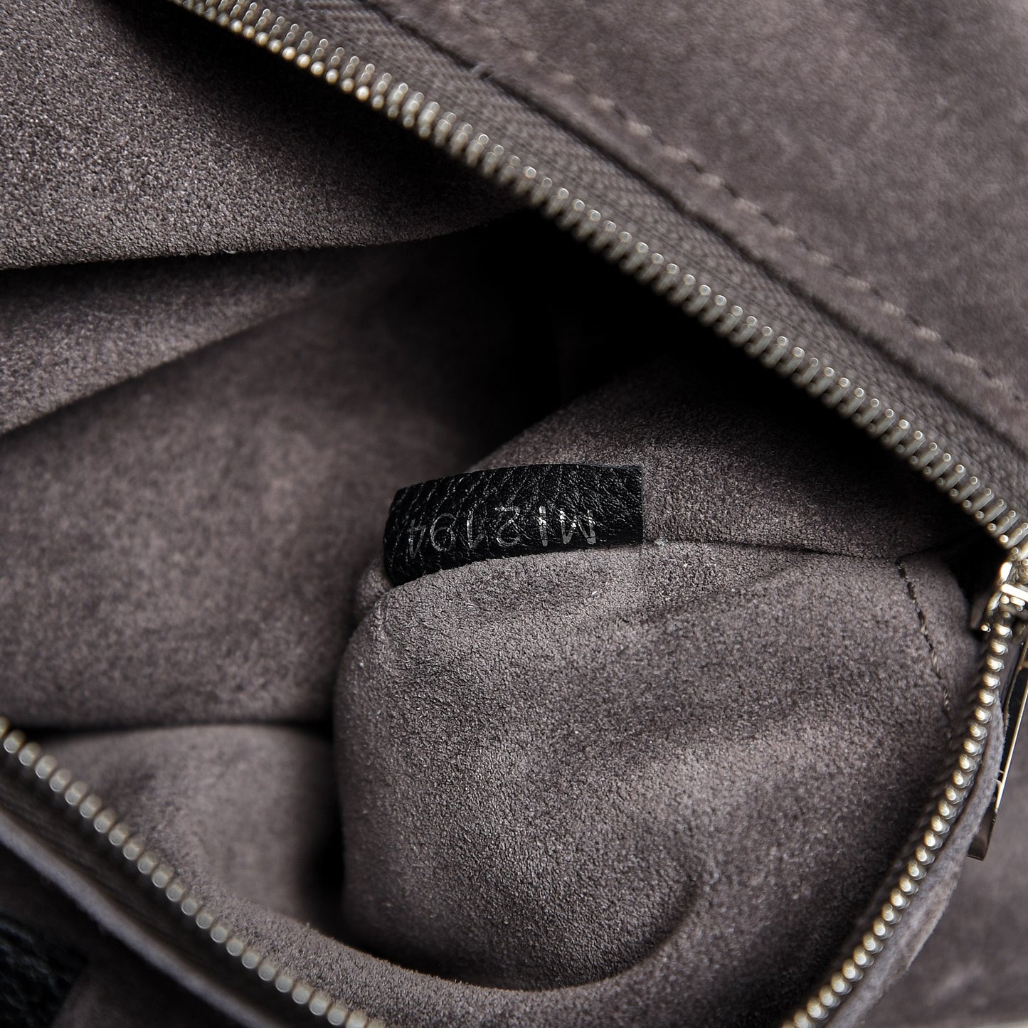 Veau Cachemire Python Soft Lockit MM Black