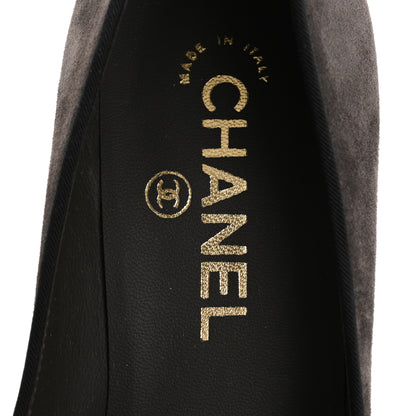 Chanel Glitter Calfskin Grosgrain Cap Toe Pearl Pumps 36.5 7 of 10