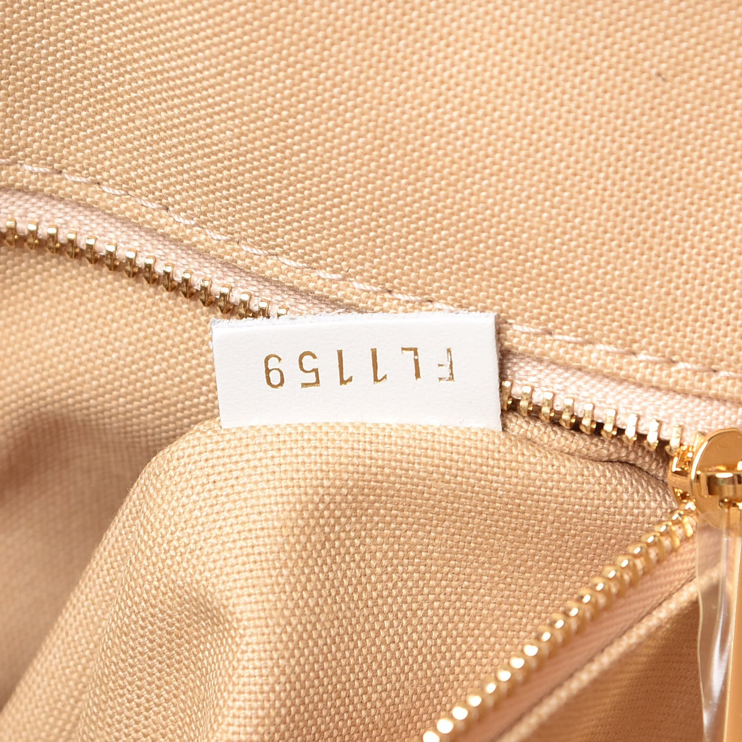 Monogram Giant Onthego GM Kaki Beige