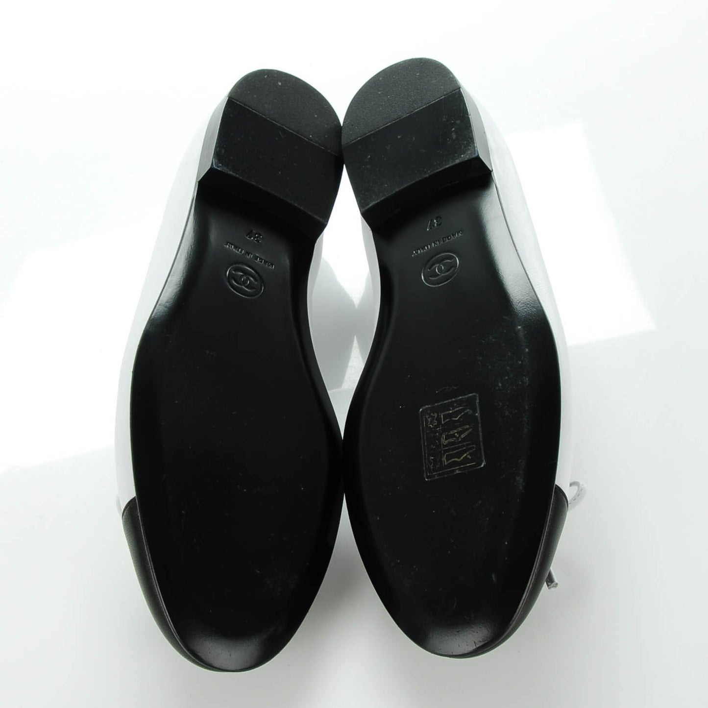 Lambskin Cap Toe CC Ballerina Flats 37 White Black