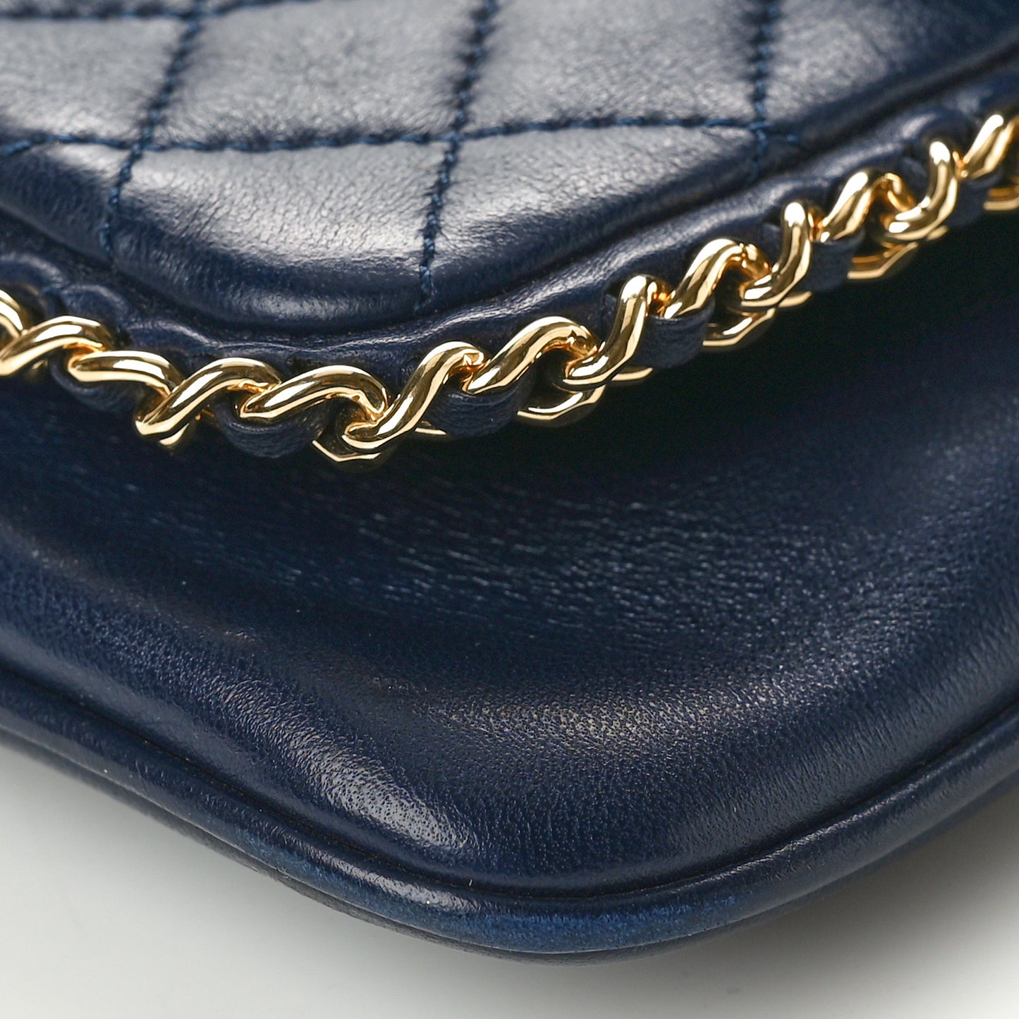 Lambskin Quilted Large CC Unchained Crossbody Navy