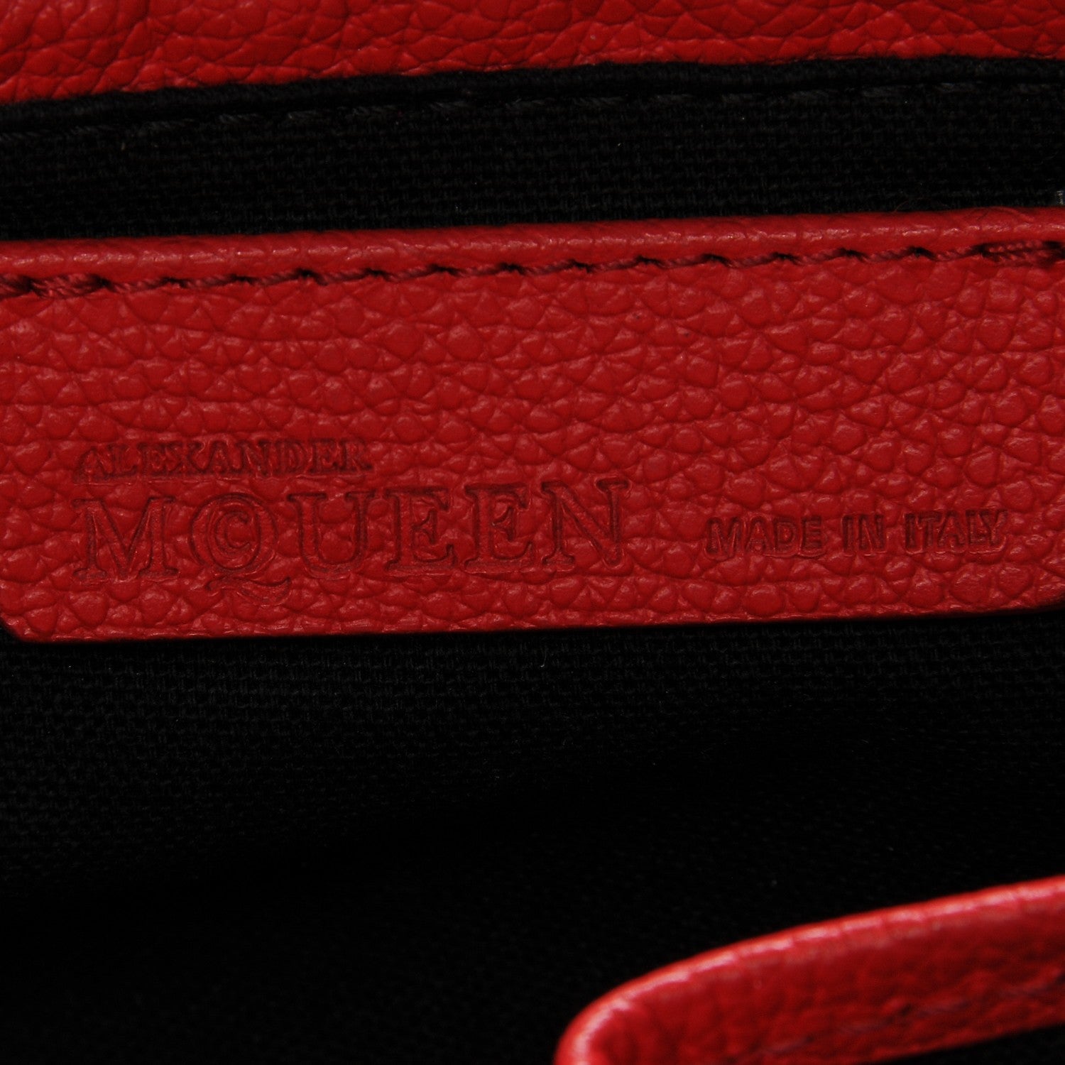 Alexander McQueen Pebbled Calfskin Small Skull Padlock Zip Around Tote Red 7 of 7