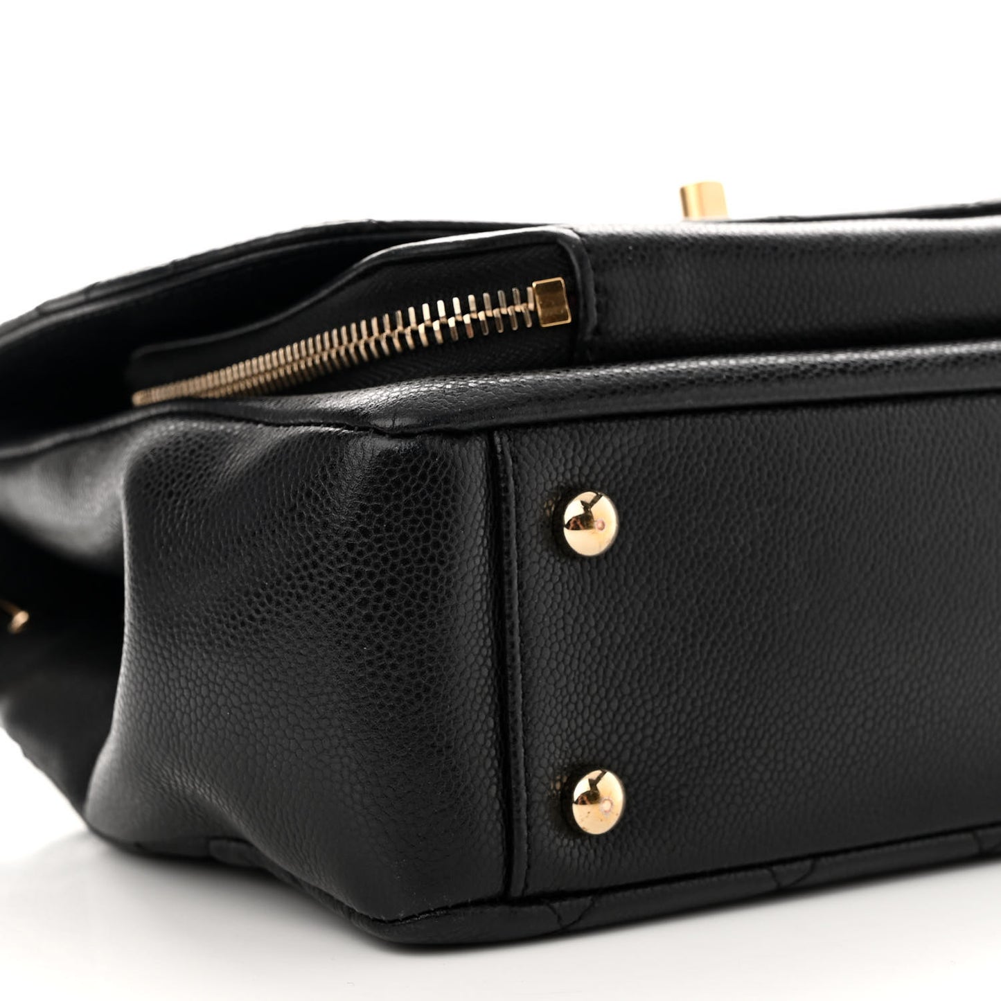 Caviar Quilted Medium Business Affinity Flap Black