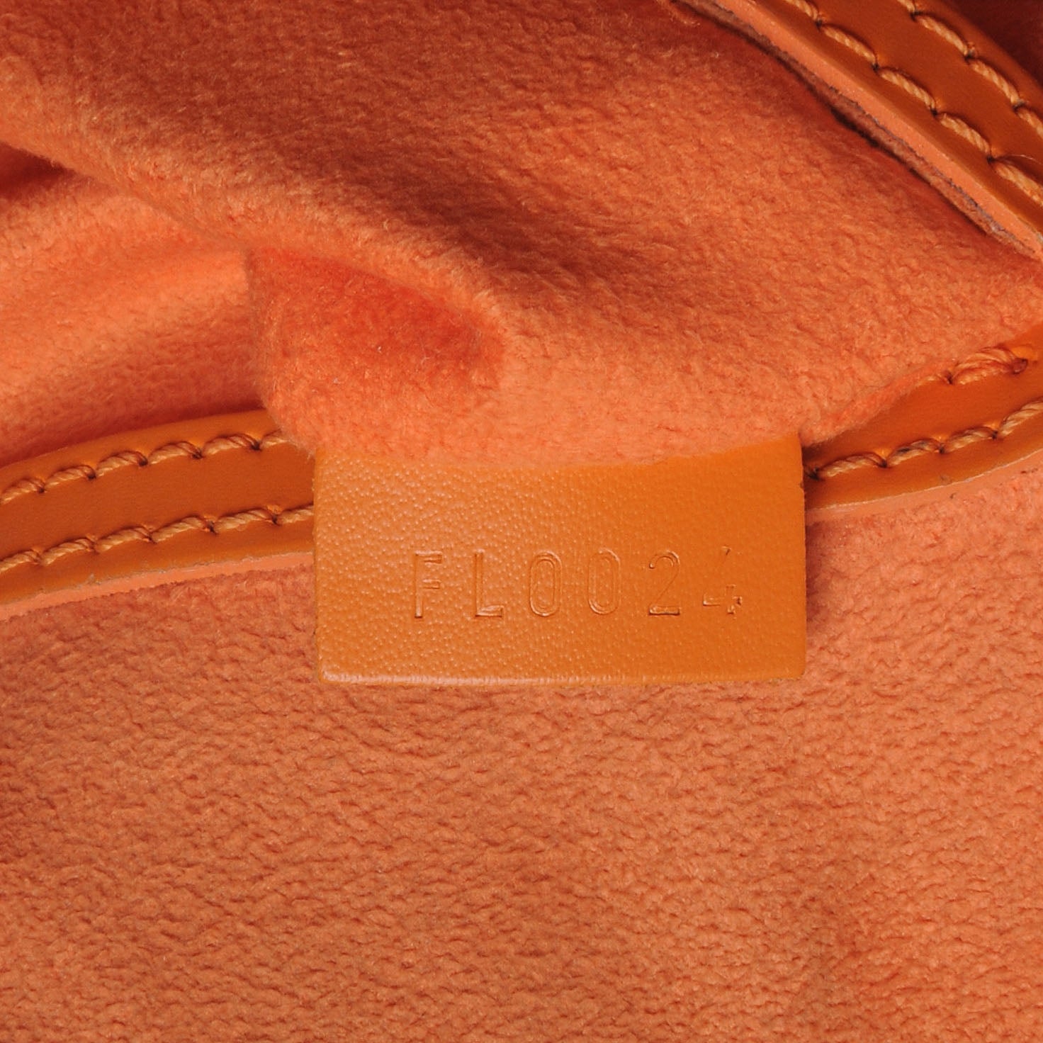 Louis Vuitton Epi Alma Mandarin 6 of 7