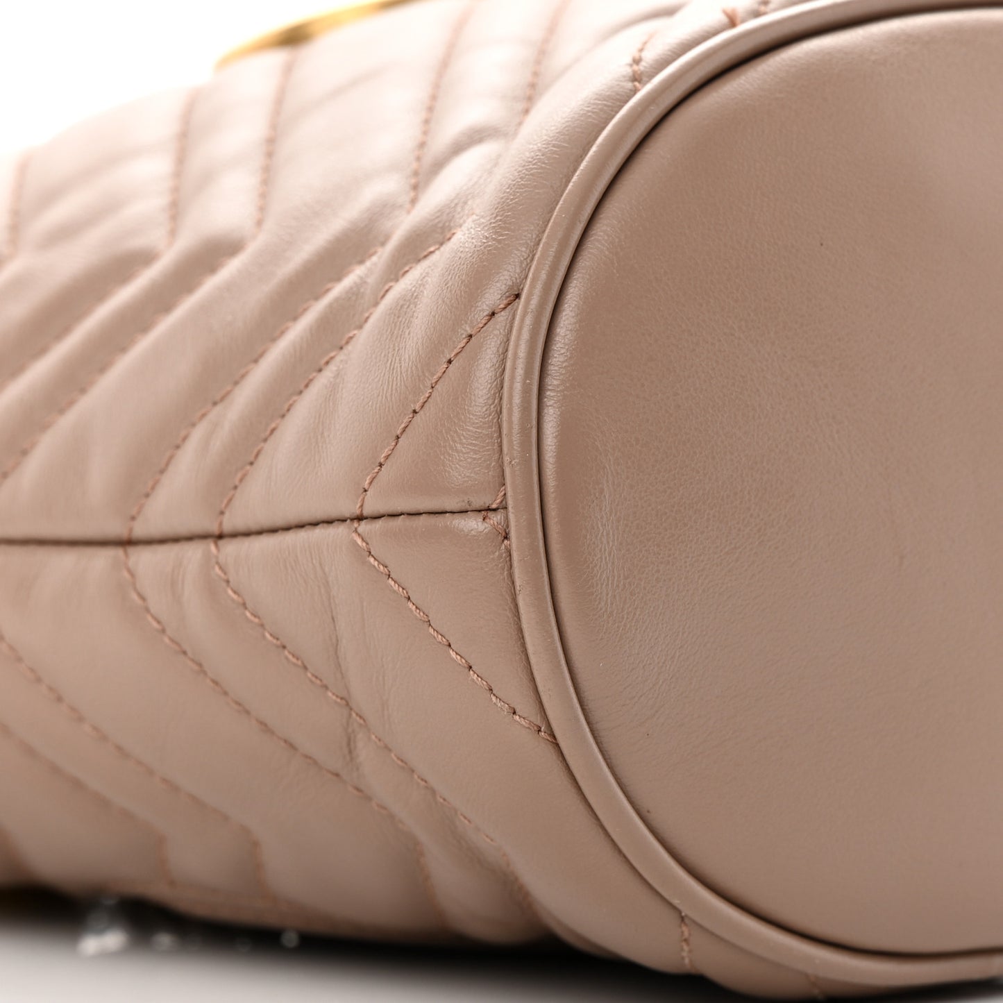 Calfskin Matelasse Mini GG Marmont 2.0 Bucket Bag Porcelain Rose