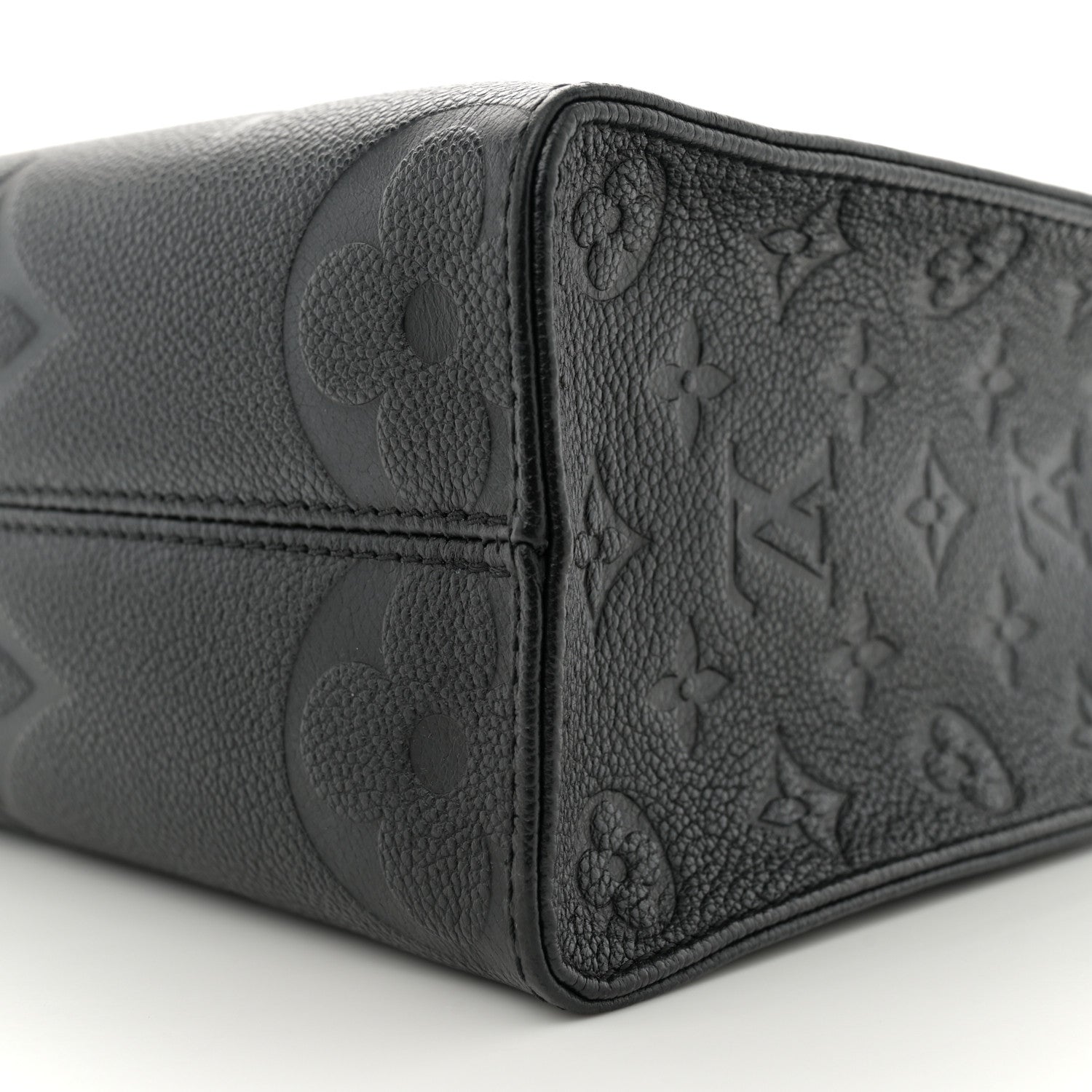 Louis Vuitton Empreinte Monogram Giant Onthego PM Black 9 of 9
