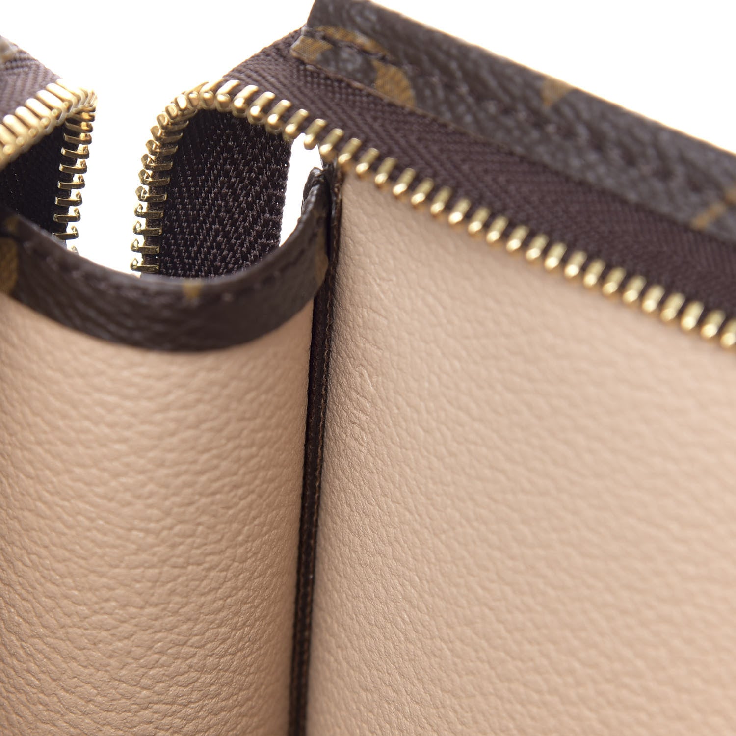 Louis Vuitton Monogram Toiletry Pouch 26 7 of 7
