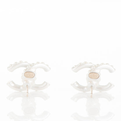Chanel Pearl CC Earrings Gold Pearly White 3 of 4
