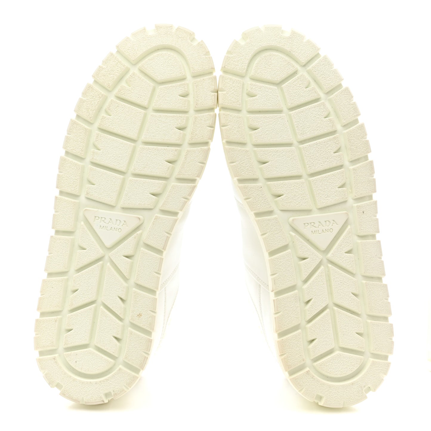 Calfskin Shearling Metal Triangle Logo Sneakers 35.5 White