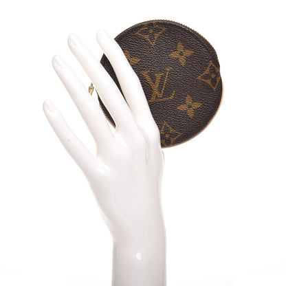 Louis Vuitton Monogram Round Coin Purse 2 of 7
