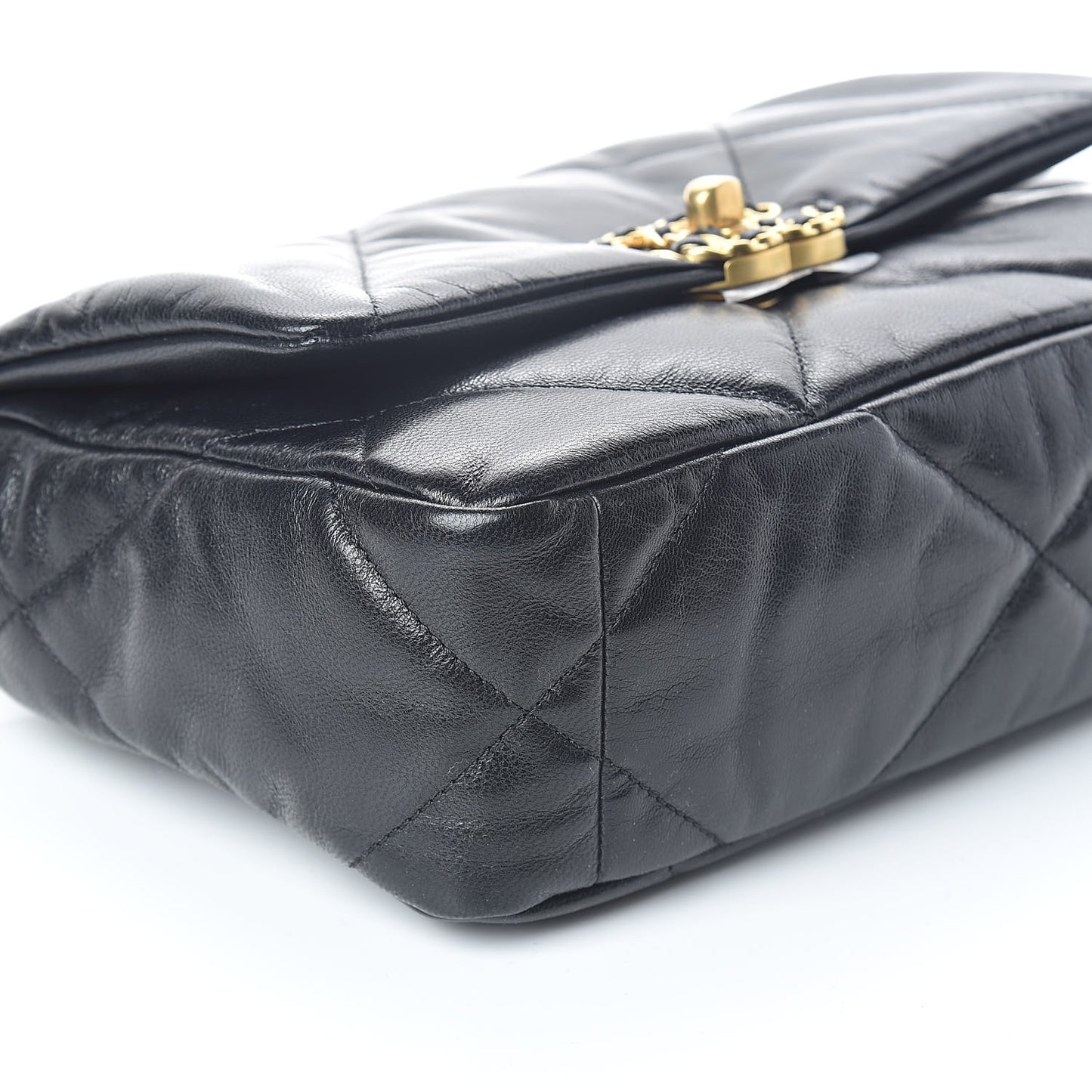 Goatskin Quilted Medium 19 Flap Black